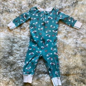 Hanna Andersson pj onesie